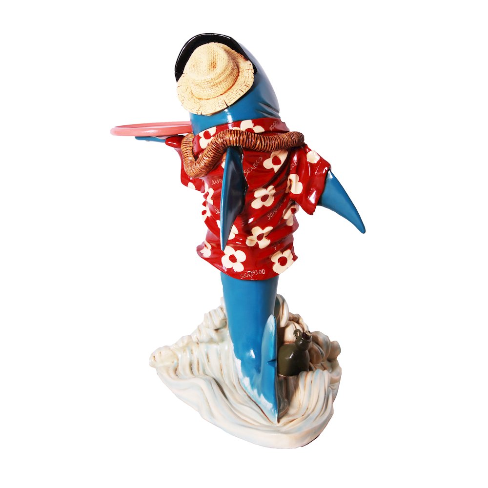 Sharky Butler with Tray 35"