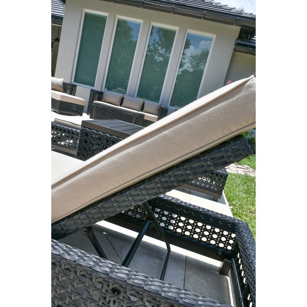 Monterey Outdoor Chaise