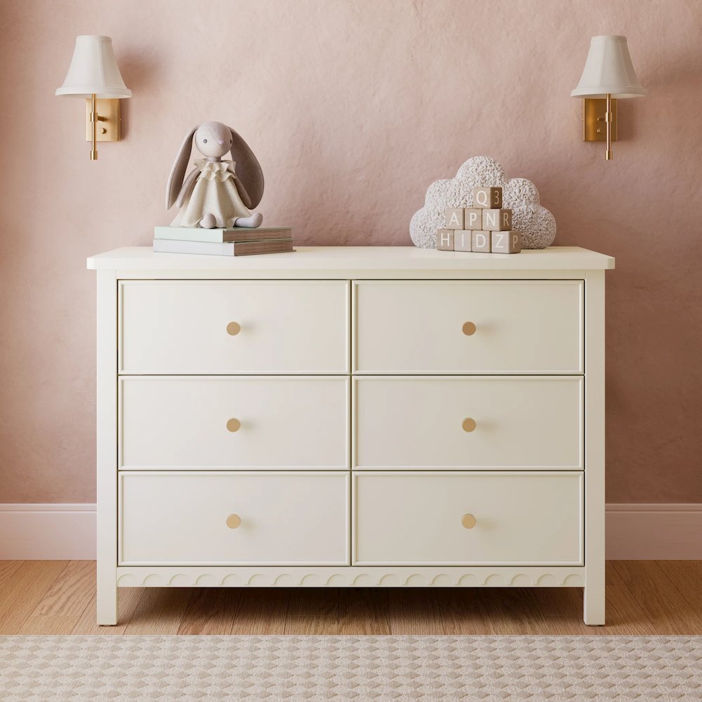 Graco Sasha 6 Drawer Dresser - Frosted Oat