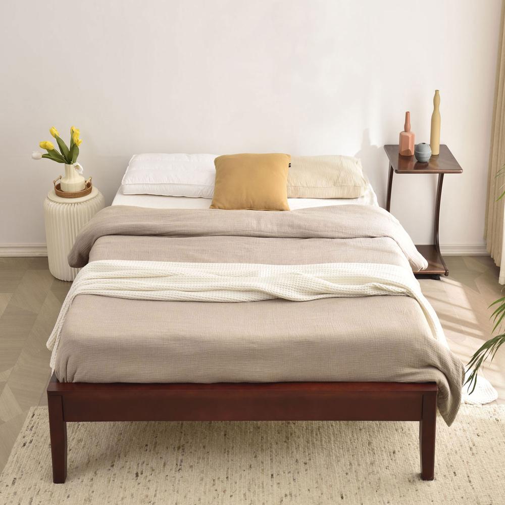 Better Home Products Stella Solid Pine Wood Queen Platform Bed Frame in Mahogany