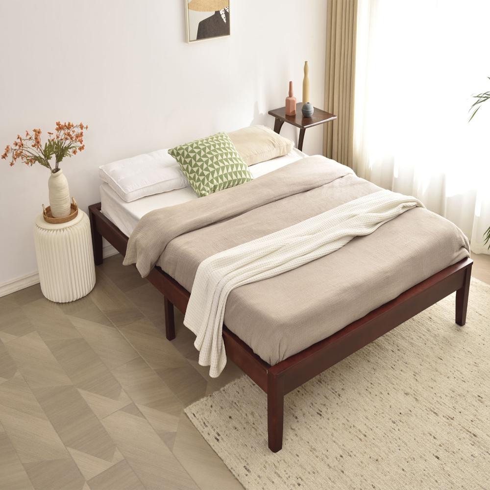 Better Home Products Stella Solid Pine Wood Queen Platform Bed Frame in Mahogany