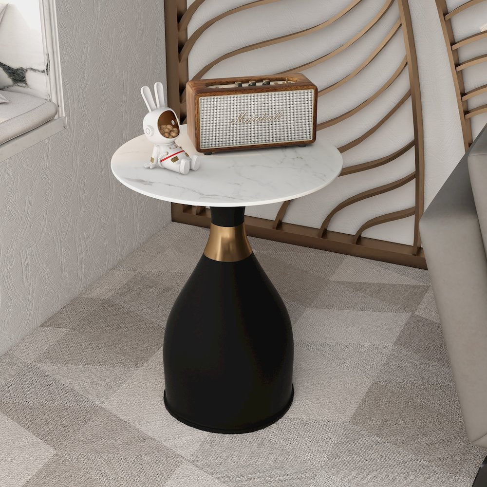 Bento Collection Modern End Table In Black