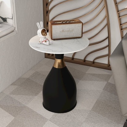 Bento Collection Modern End Table In Black