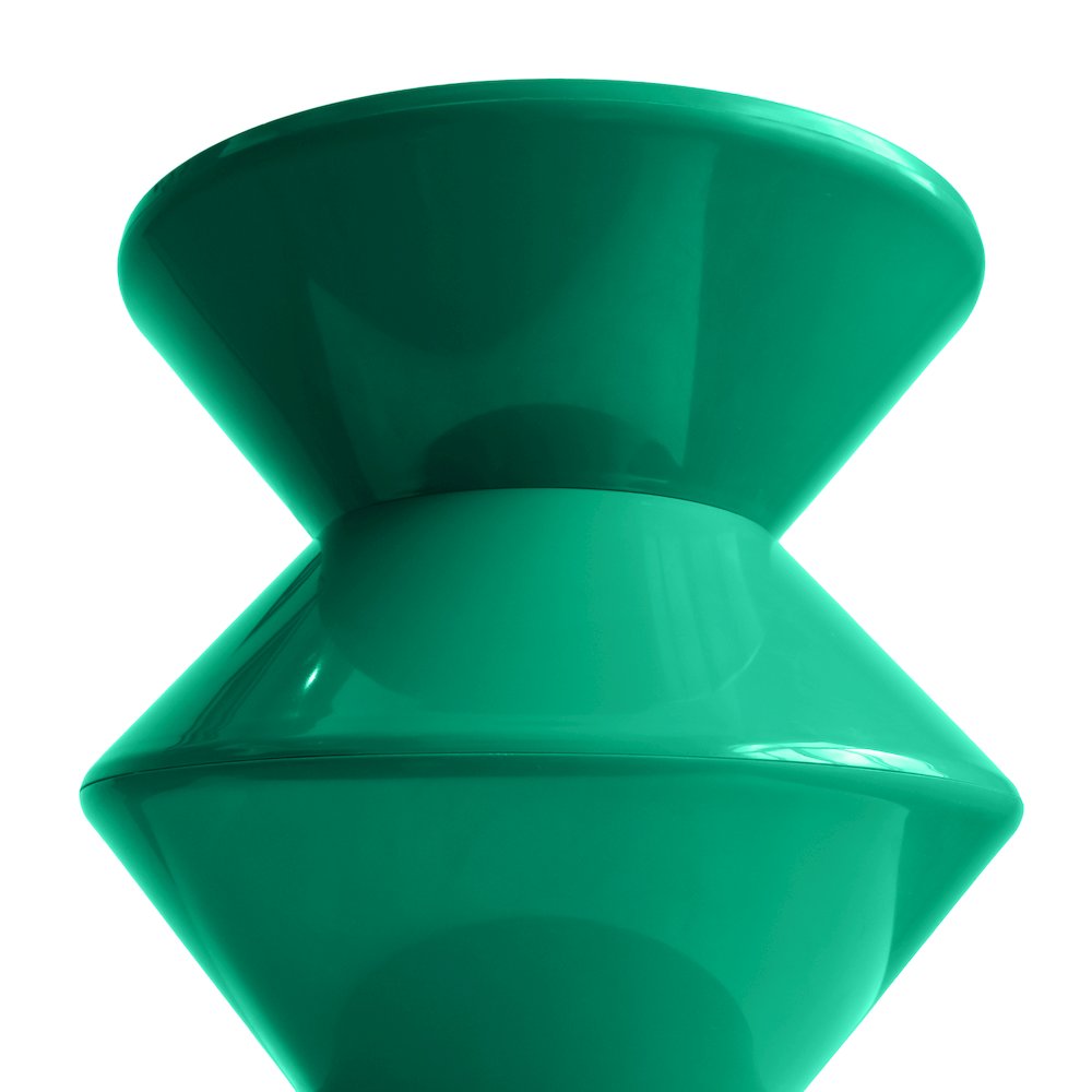 Aura Modern Plastic Side End Table, Indoor/Outdoor Use, Green