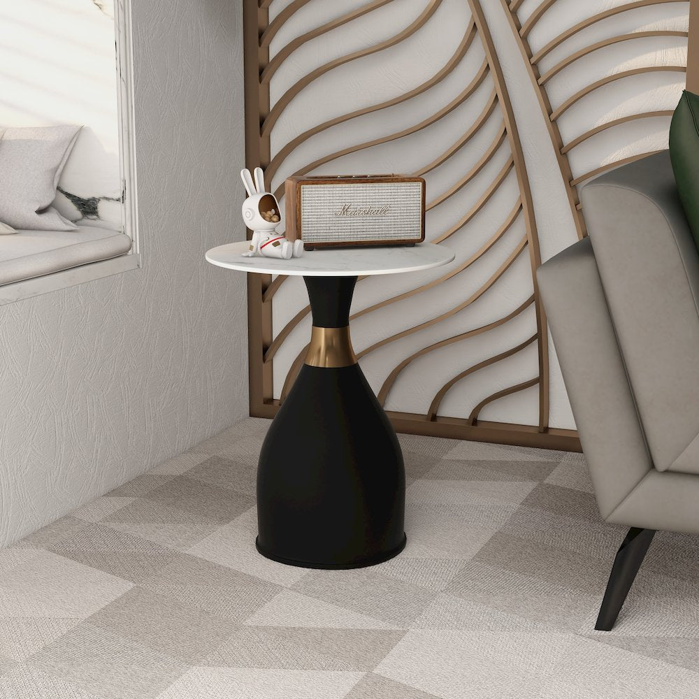 Bento Collection Modern End Table In Black
