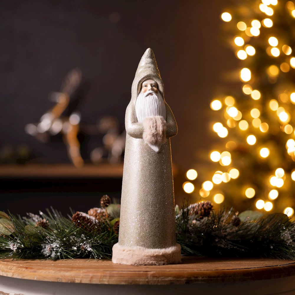 Santa (Set of 2) 17"H Terra Cotta