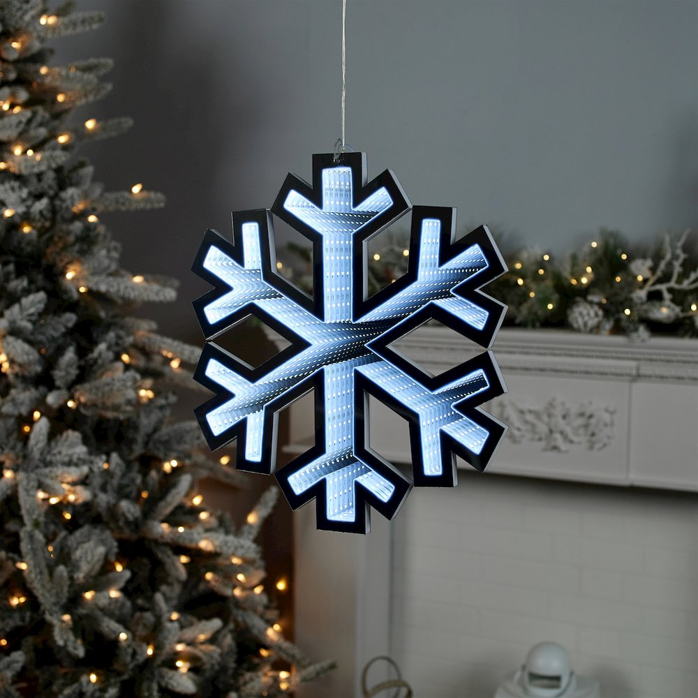Holiday Snowflake Ekkolight 15.75"H