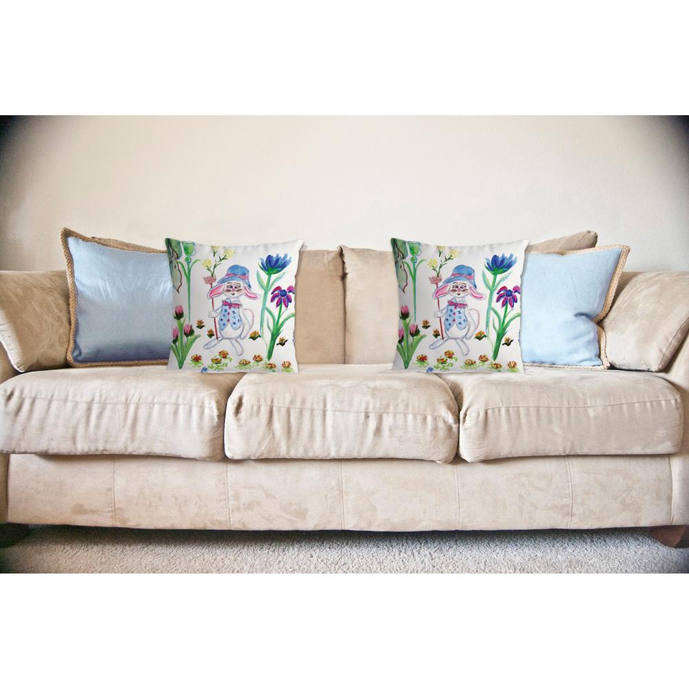 Mrs. Farmer No Cord Pillow 18x18