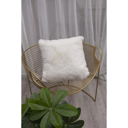 FAUX RABBIT FUR  WHITE RB01 5' X 7'