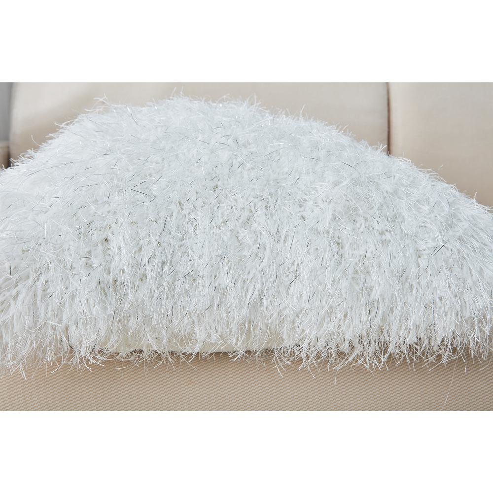 MANHATTAN PILLOW  MHP02  20" X 20"