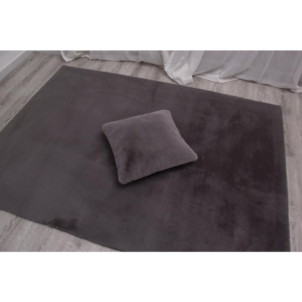 FAUX RABBIT FUR GREY  RB04 3'6" X 5'6"
