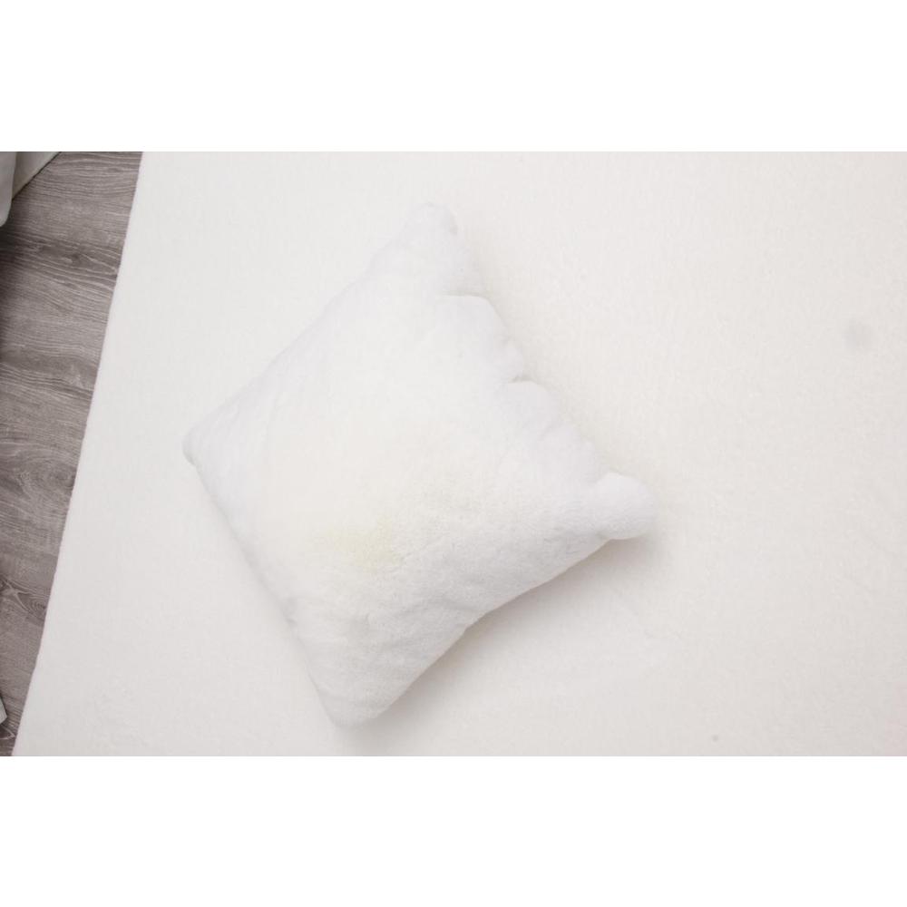 FAUX RABBIT FUR  WHITE RB01 7'6" X 9'6"
