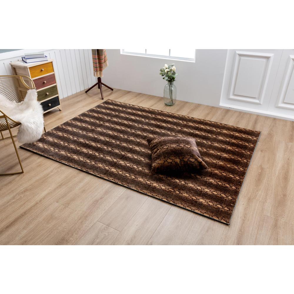FAUX  FUR SNAKE FU03  5' X 7'