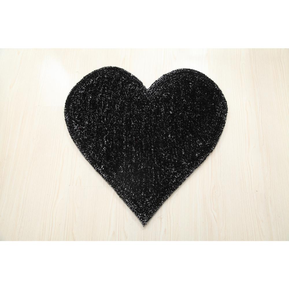 HEART BLACK/WHITE 2'4 X 2'4