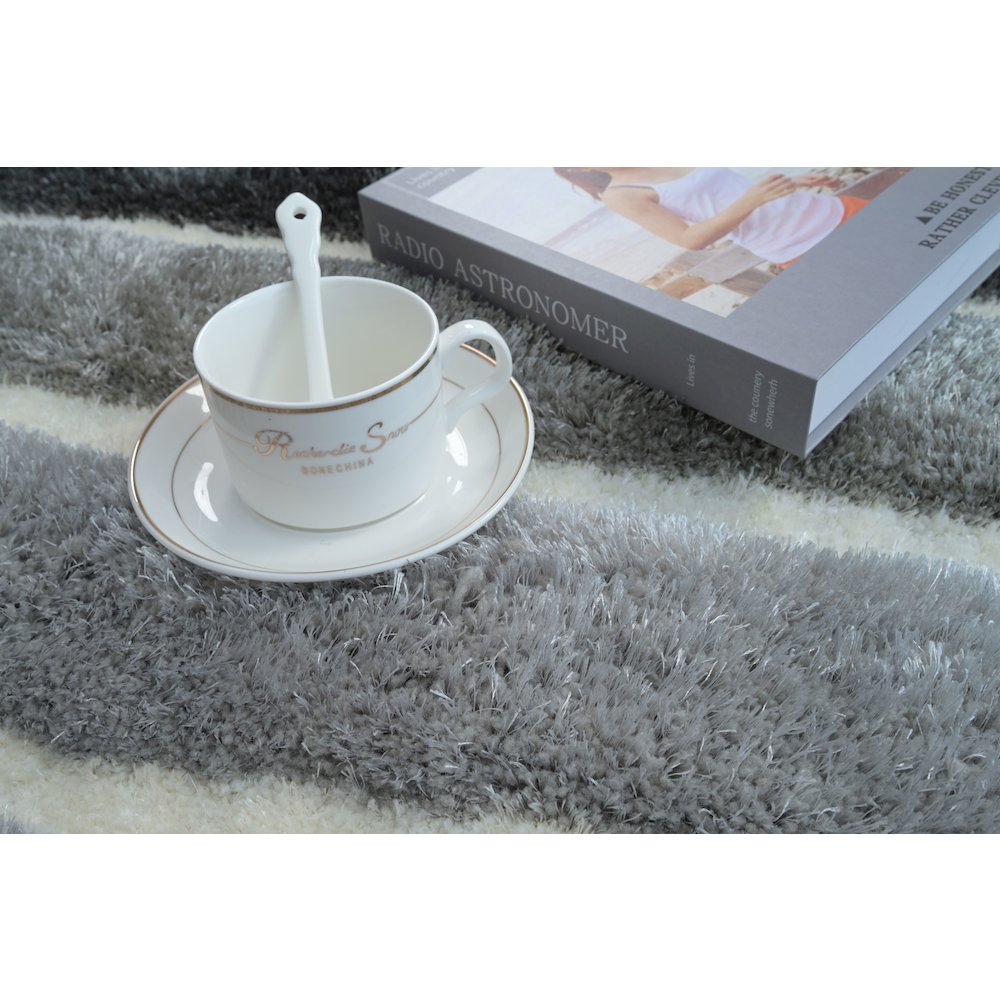 Mateos MS70 Grey Geometric Modern Shag Rug