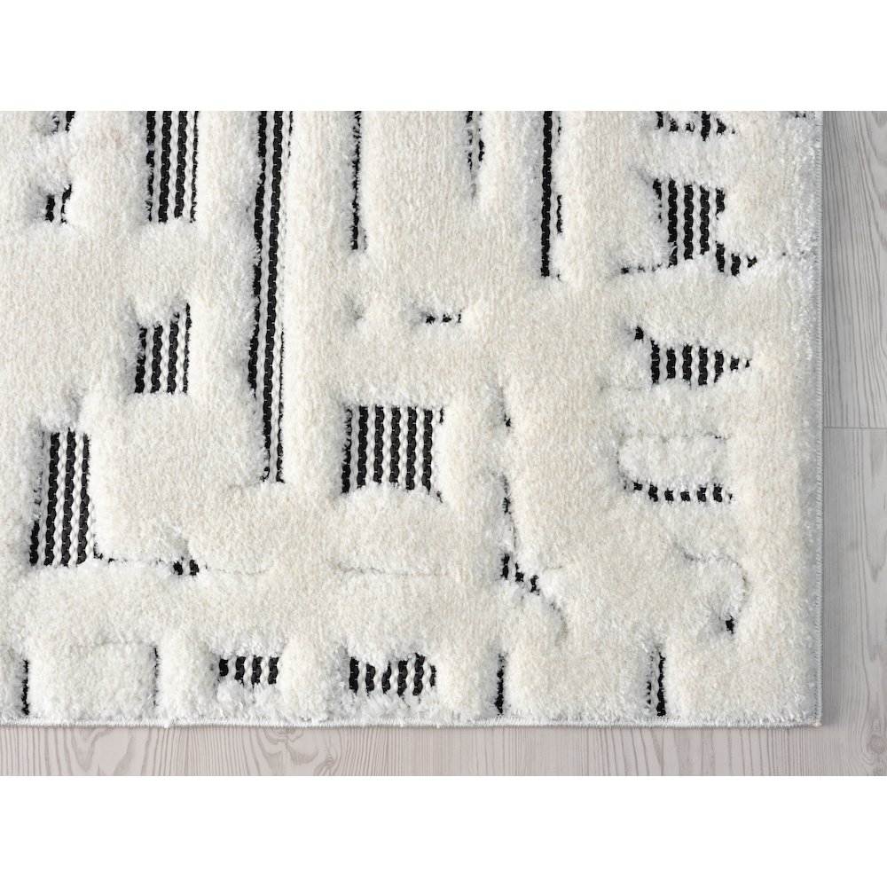 Natural 06 Ivory & Black Sculpted Abstract Area Rug