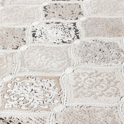 Omari Collection 01 Vintage-Inspired Quatrefol-Patterned Area Rug