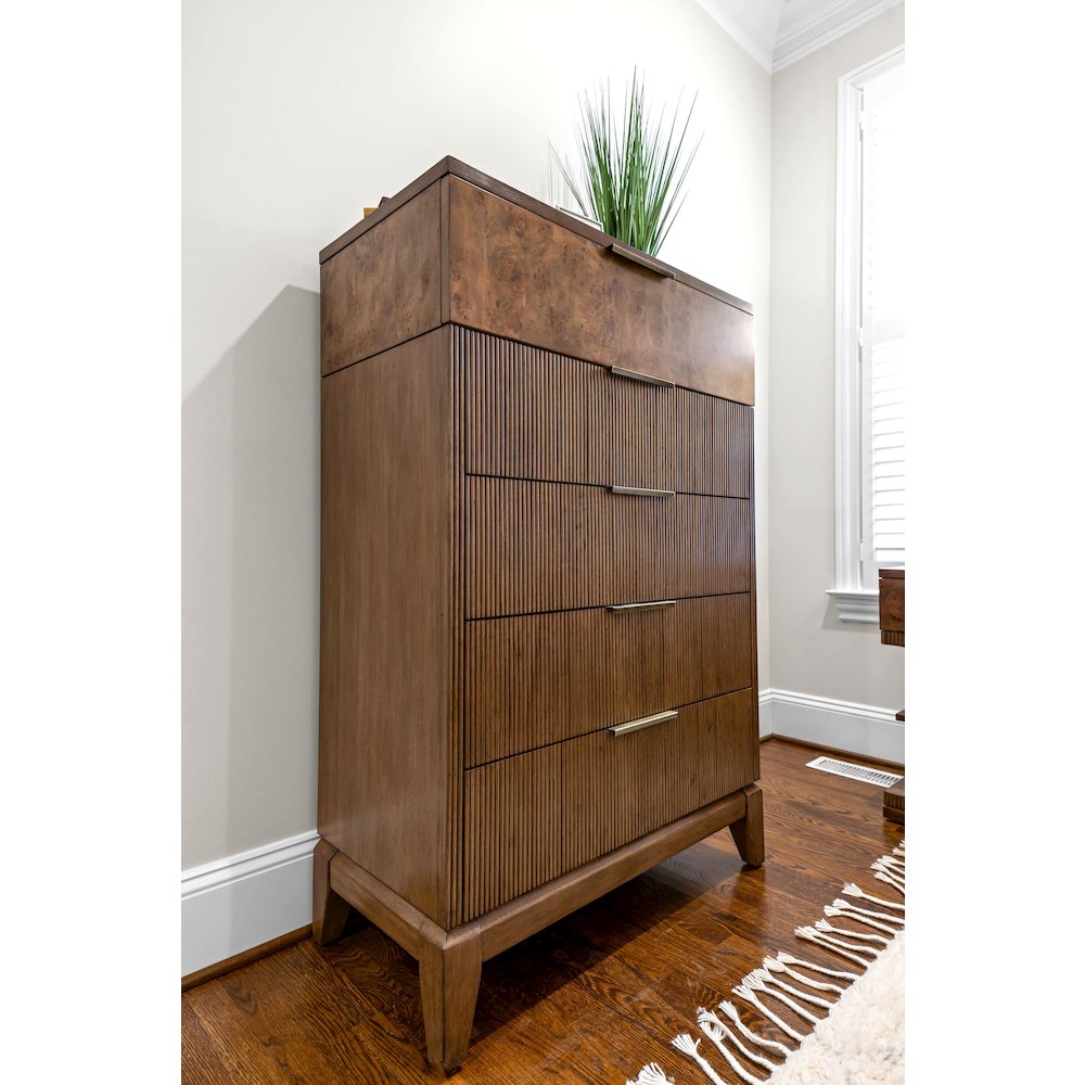 Manhattan Valley - 5 Drawer Chest - Vintage Chestnut Finish