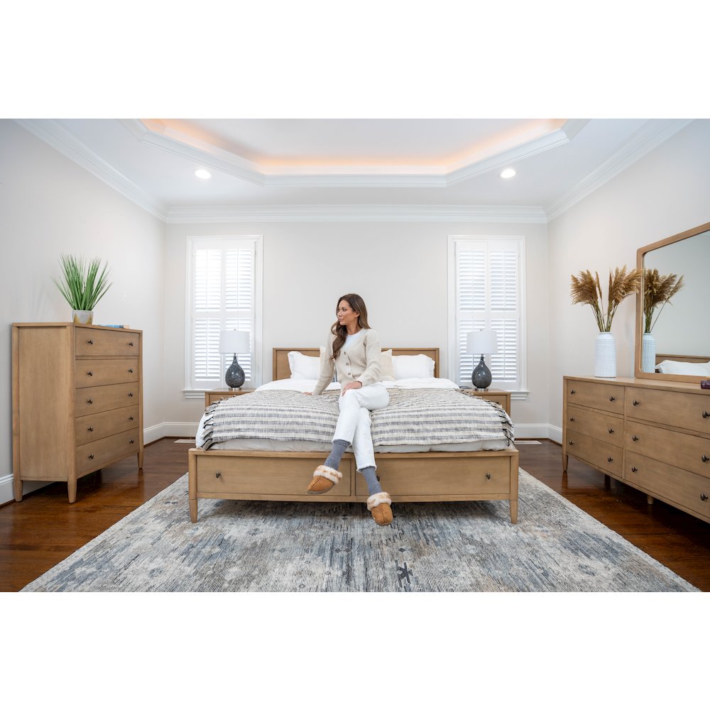 Chatham - Storage Bed - King - Warm Maple Finish