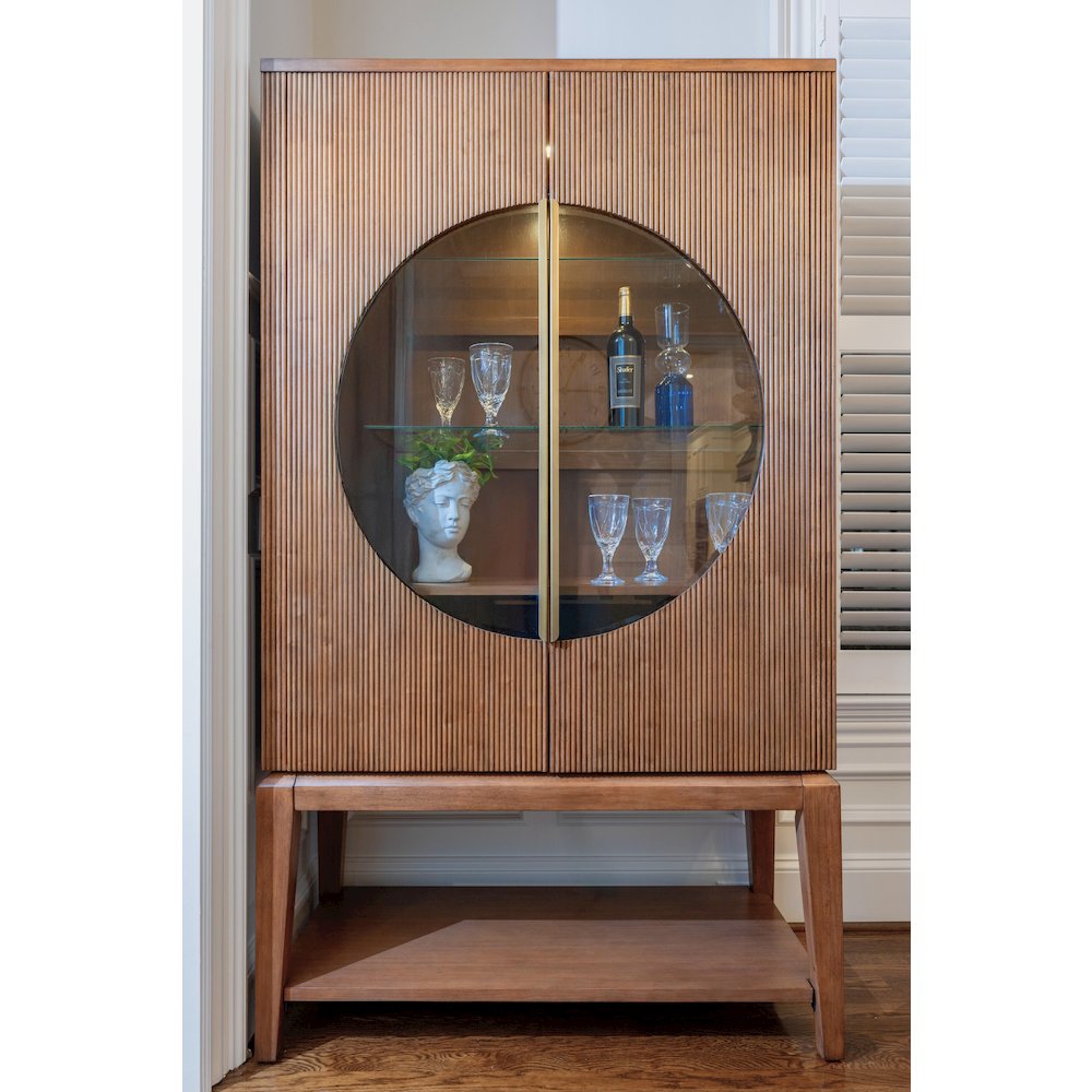 Manhattan Valley - Curio with Touch Lighting - Vintage Chestnut Finish