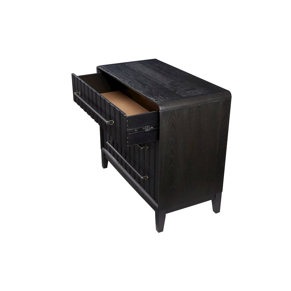 Aurora Bachelor Chest