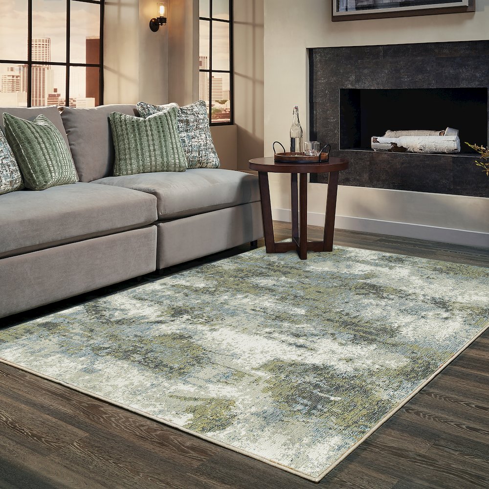 Evolution 8039E Blue/ Green Indoor Area Rug - 6'7" x 9'6"