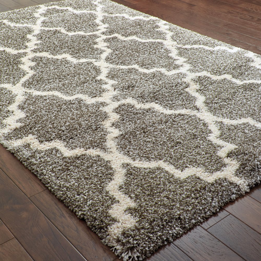 Henderson 092E9 Grey/ Ivory Indoor Area Rug - 7'10" x 10'10"
