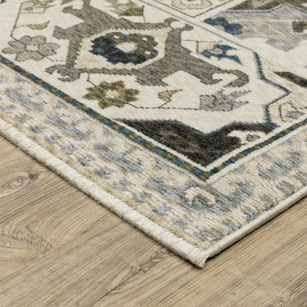 Hastings HA04U Ivory/ Blue Indoor Area Rug - 6'7" x 9'6"