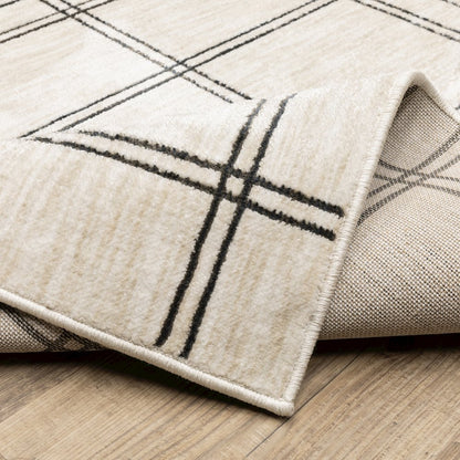 Hunter HNT07 Beige/ Black Indoor Area Rug - 5'3" x 7'6"