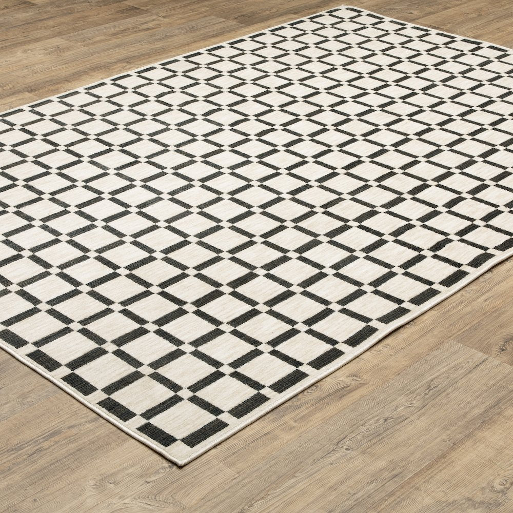 Hunter HNT08 Beige/ Black Indoor Area Rug - 3'3" x 5'