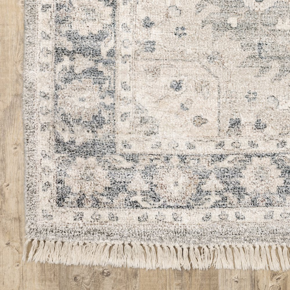 Malabar 45302 Beige/ Grey Indoor Area Rug - 2'6" x 8'