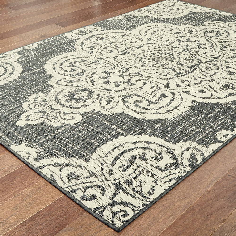 Marina 5929E Grey/ Ivory Indoor/Outdoor Area Rug - 7'10" Round