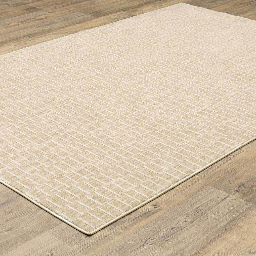 Oliver OLV02 Gold/ Beige Indoor Area Rug - 3'3" x 5'