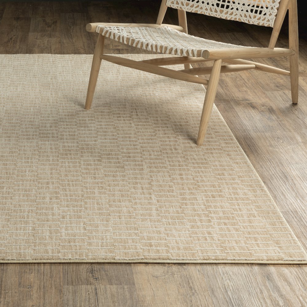 Oliver OLV02 Gold/ Beige Indoor Area Rug - 5'3" x 7'6"