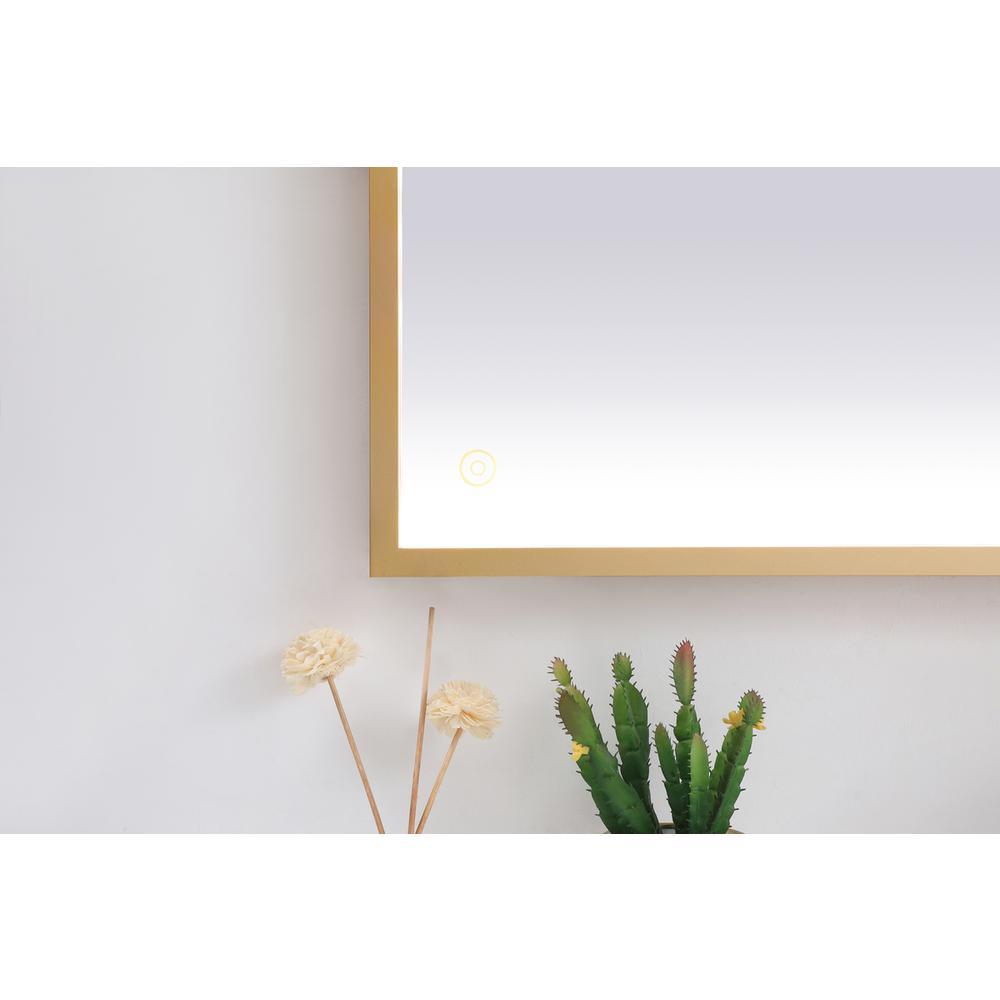Pier 36x40 inch LED mirror with adjustable color temperature