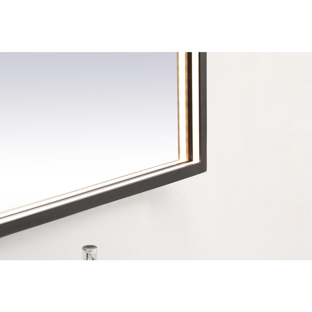 Pier 30x36 inch LED mirror with adjustable color temperature