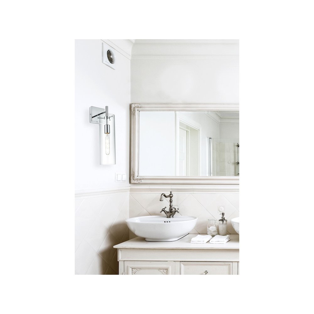 Savant 4.5 Inch Wall Sconce Clear Shade in Chrome