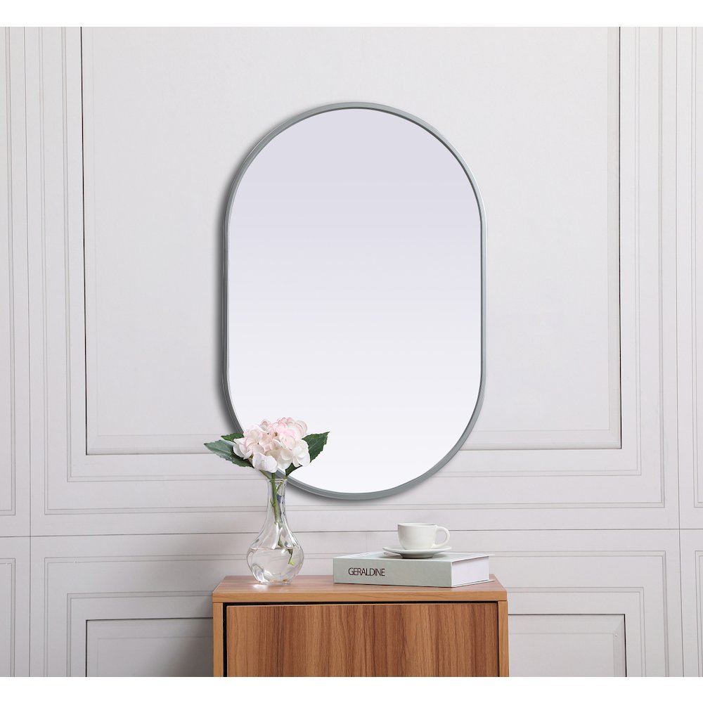 Metal Frame Oval Mirror 20x30 Inch in Silver