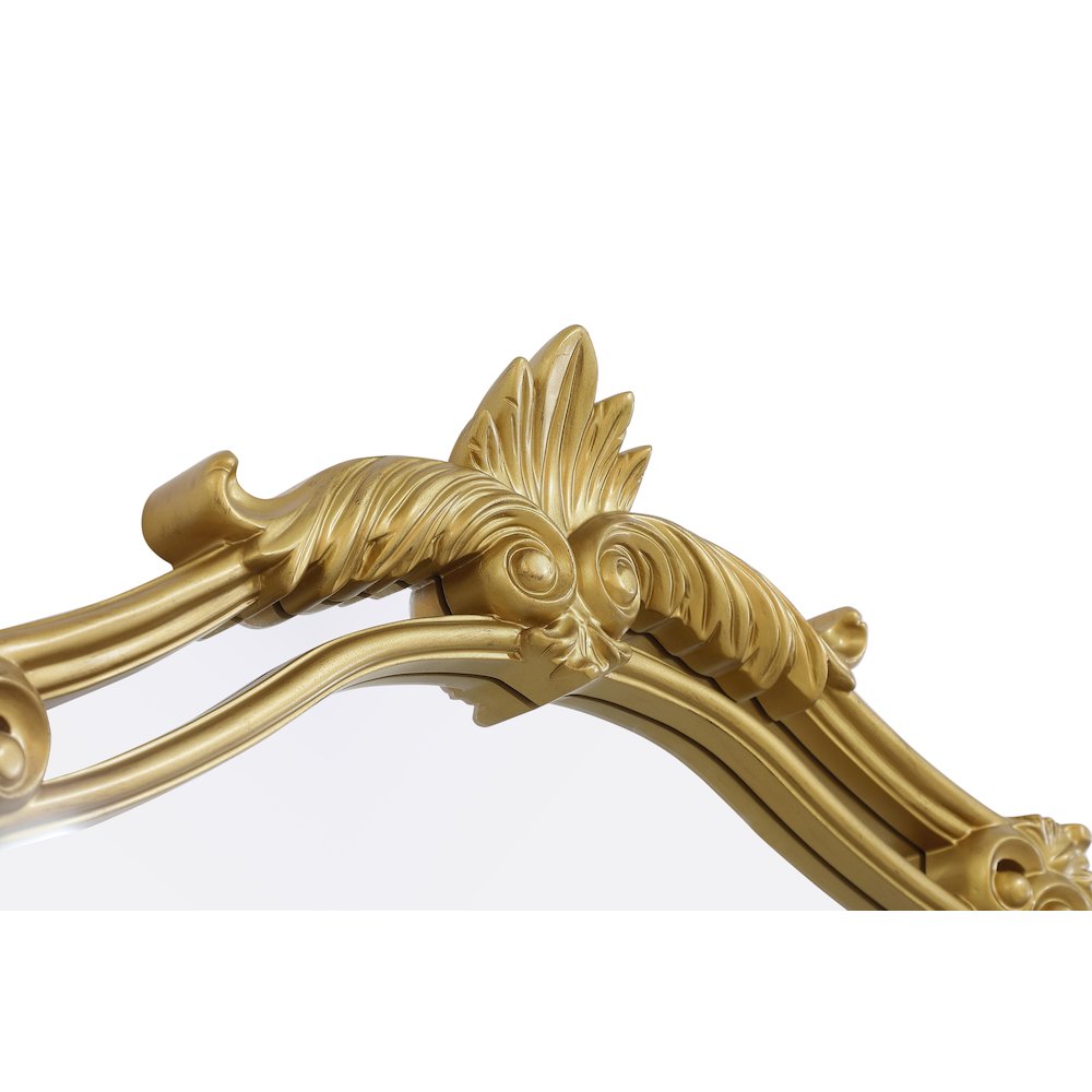 Madeline 31.5X42 Traditional Mirror In Gold Leaf