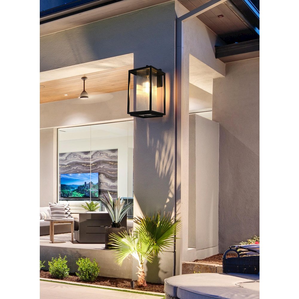Willington 9.5 Inch Outdoor Wall Sconce In Black