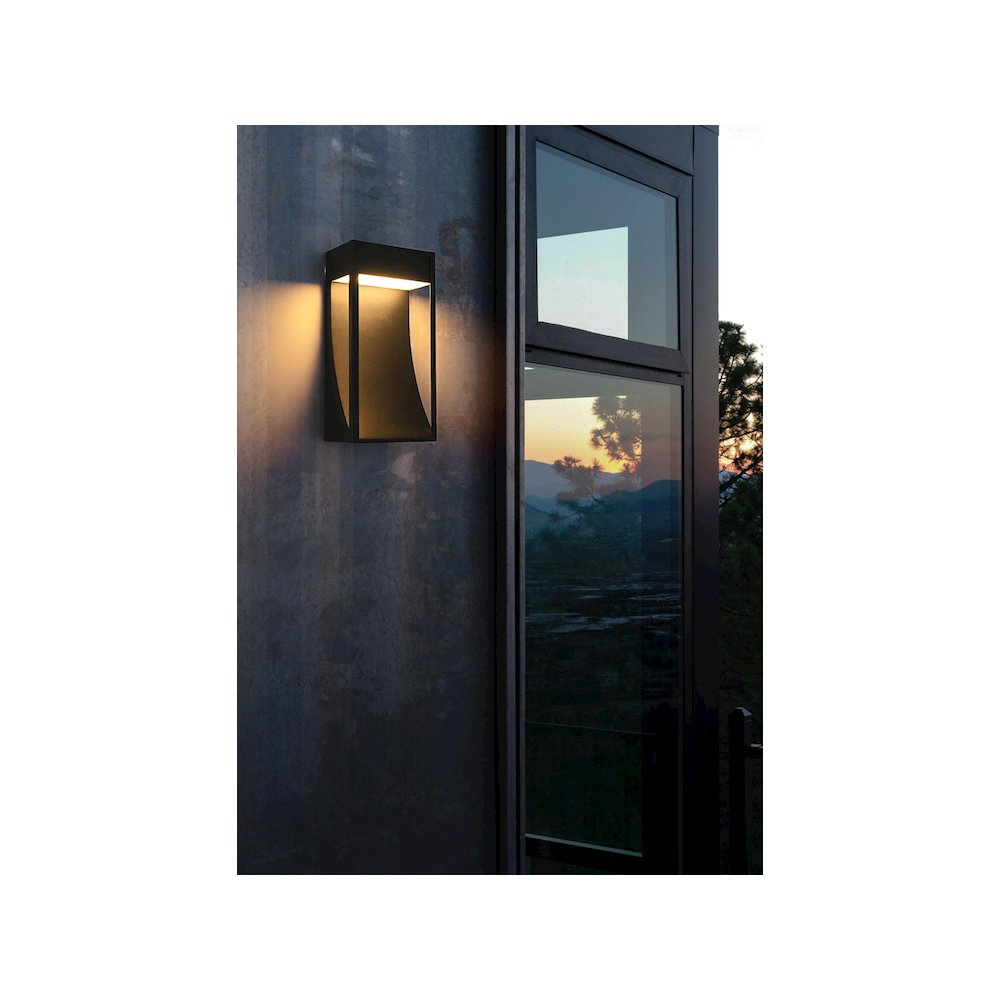 Adriel 7.5 inch Outdoor Wall Sconce in Black