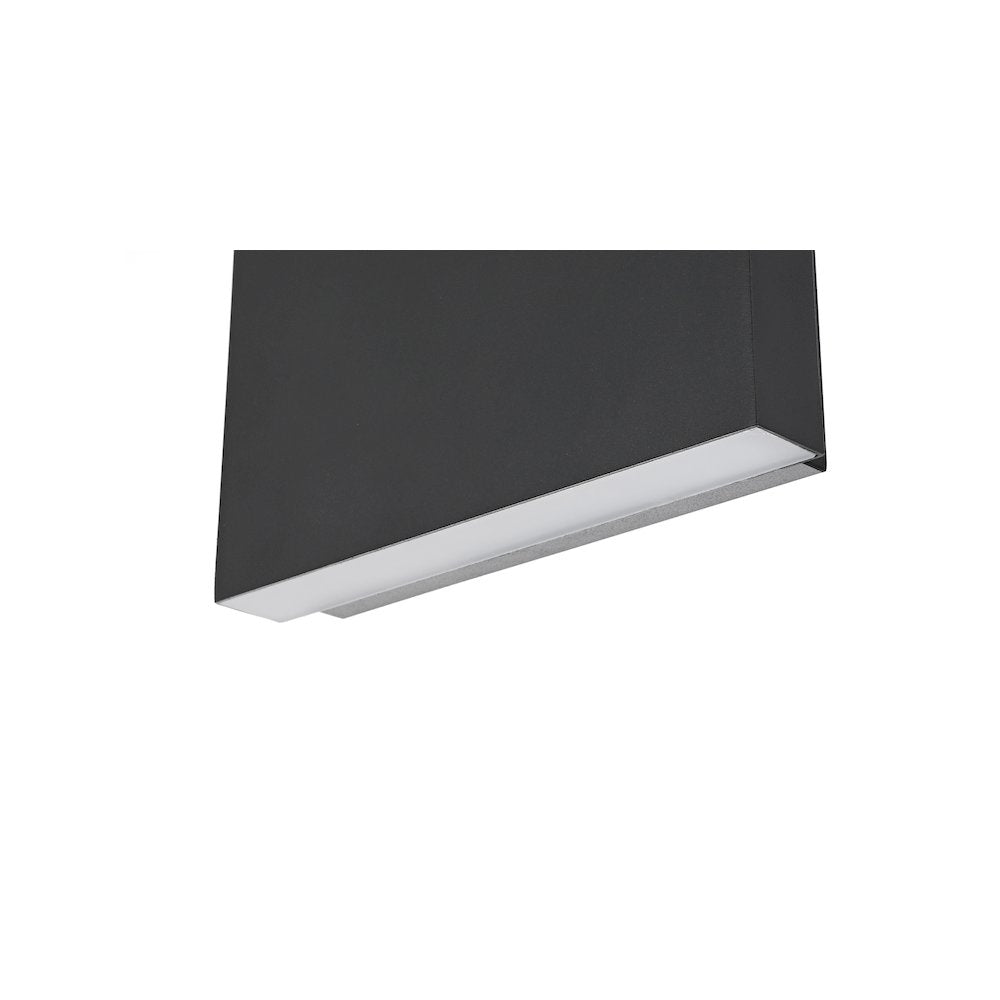 Colter 8.5 inch Outdoor Wall Sconce in Black