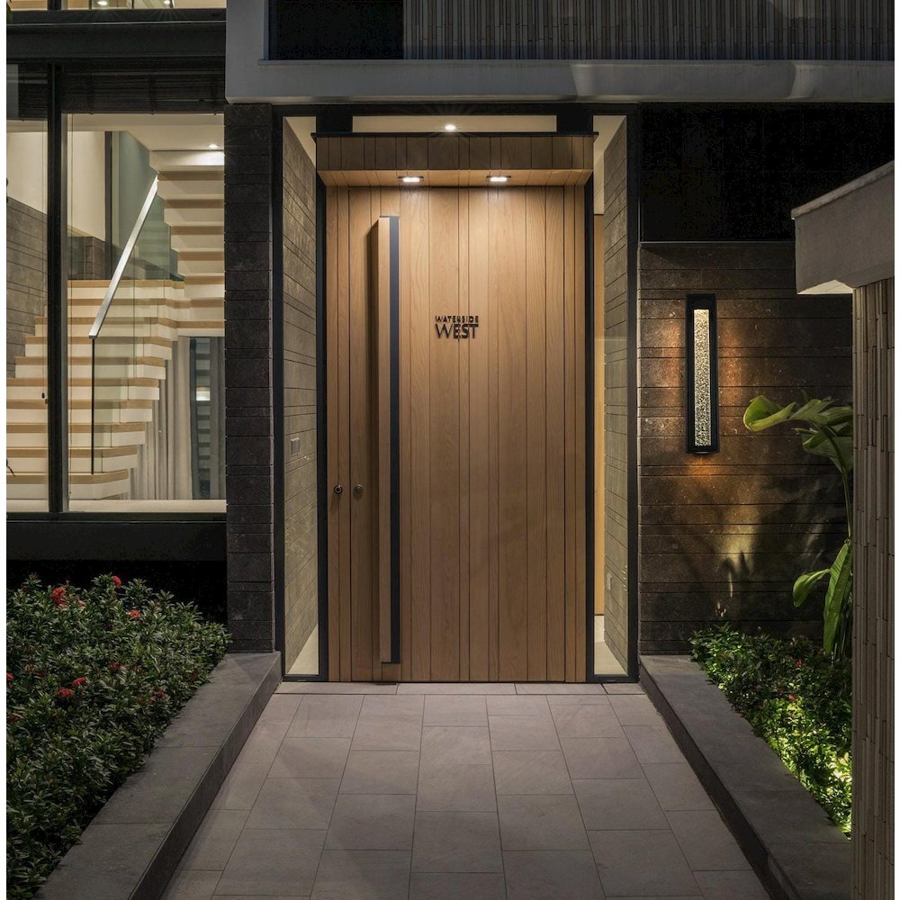 Amaris 27 inch LED Outdoor Wall sconce in Black