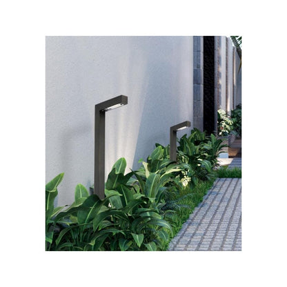 Outdoor 12V Cast Brass modern path light in Dark Bronze