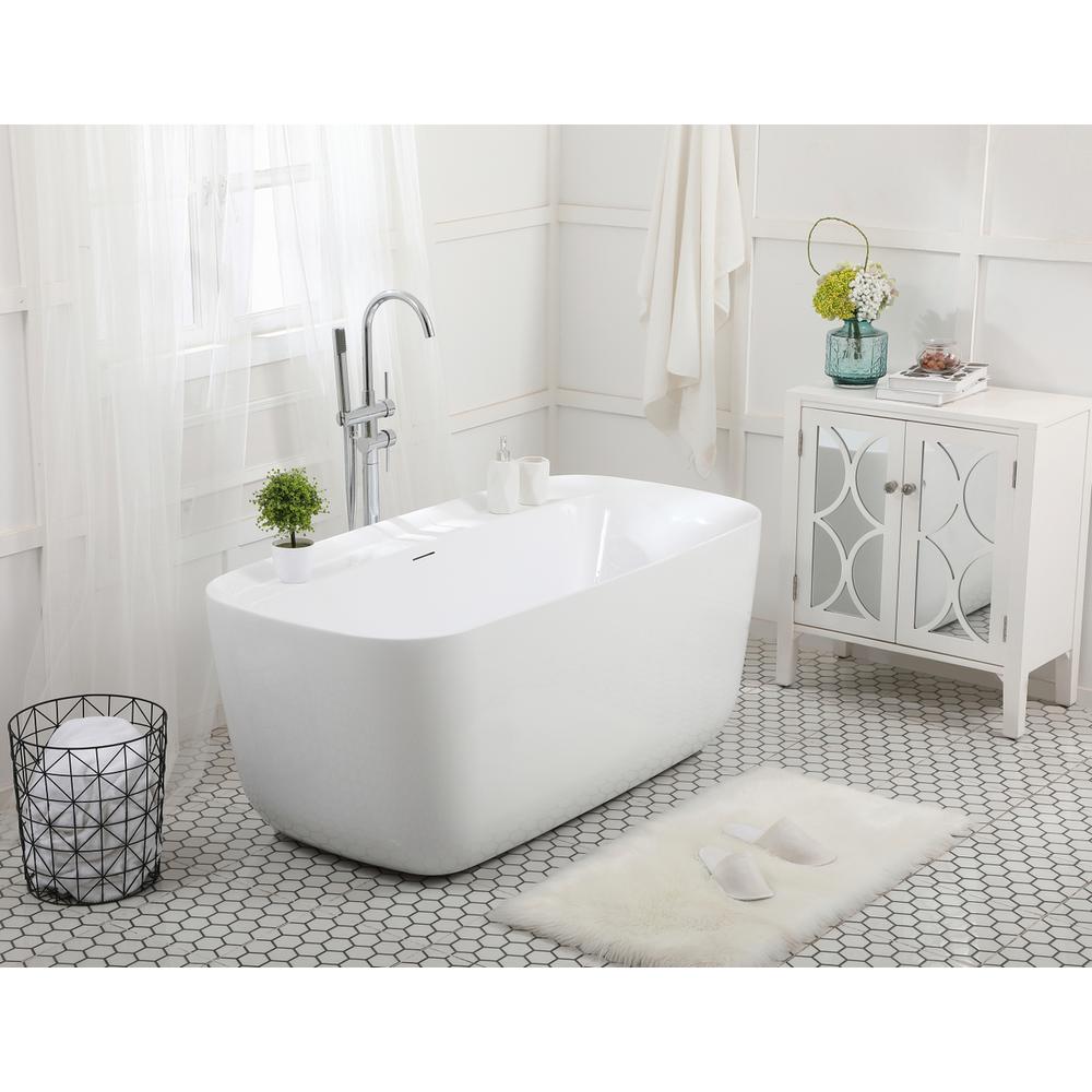 59 inch soaking bathtub in glossy white