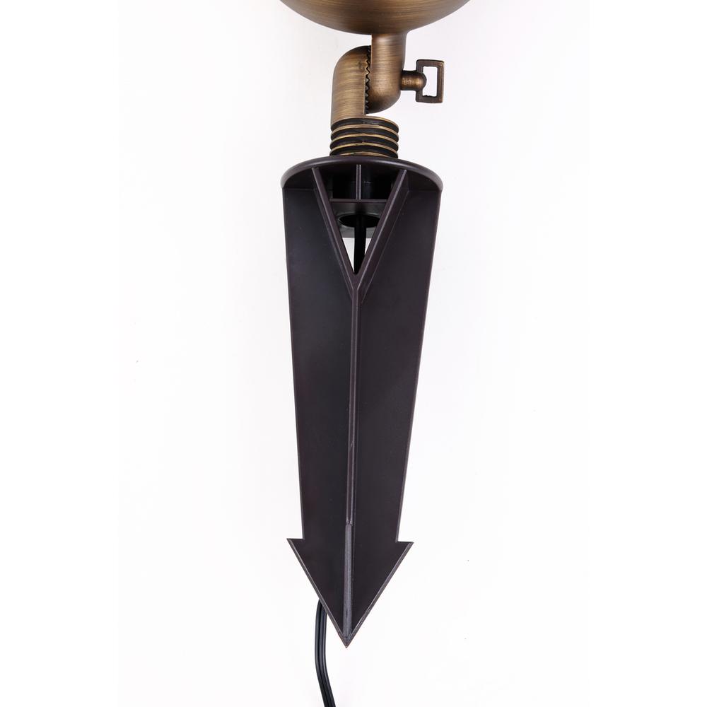 Cast brass wide spot light