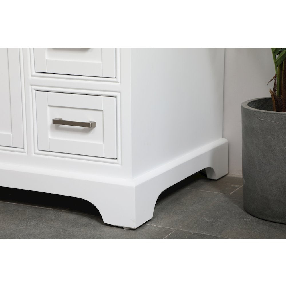 32 inch Single bathroom vanity in white