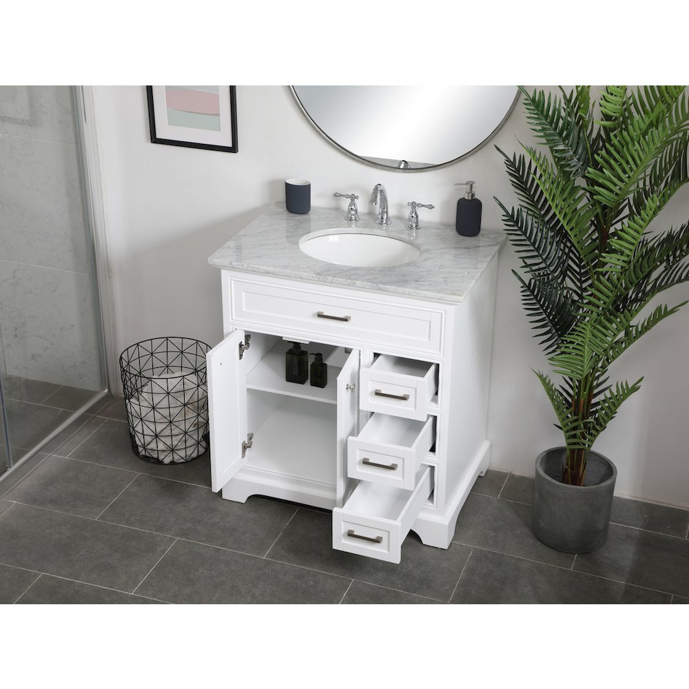32 inch Single bathroom vanity in white