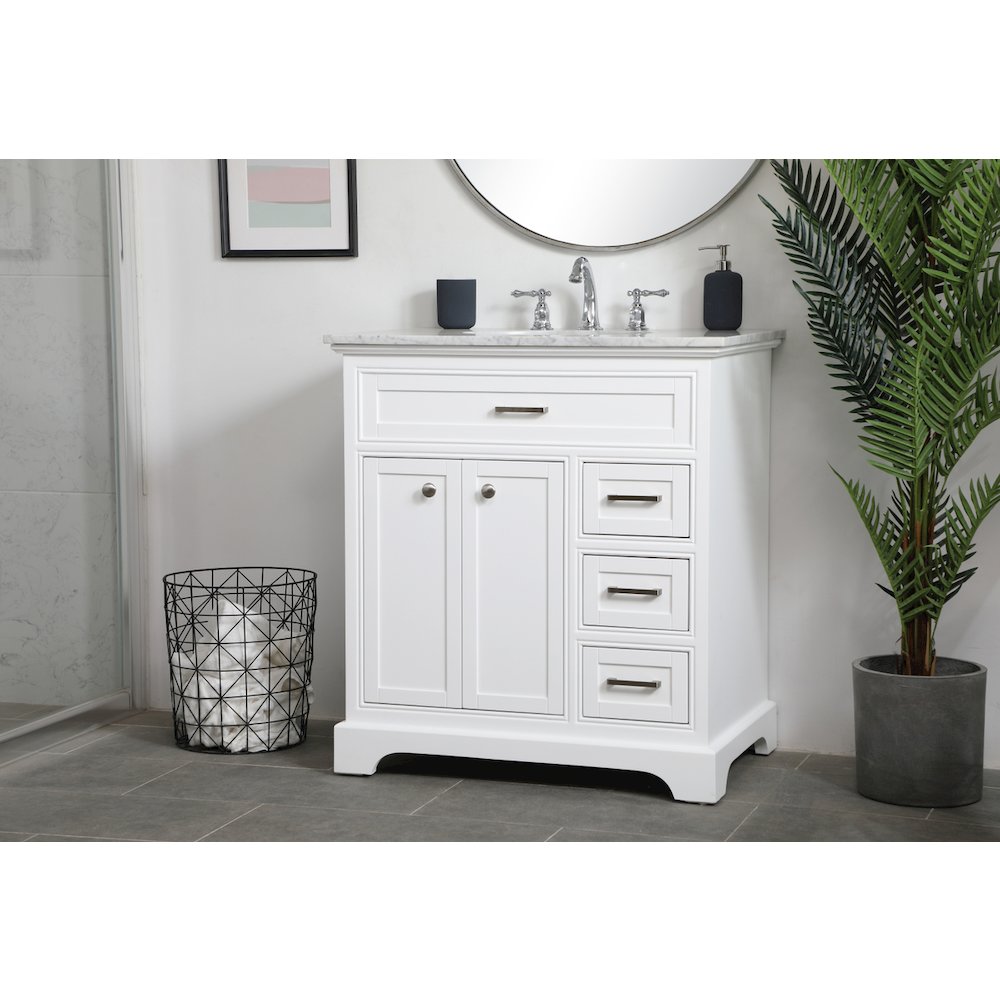 32 inch Single bathroom vanity in white