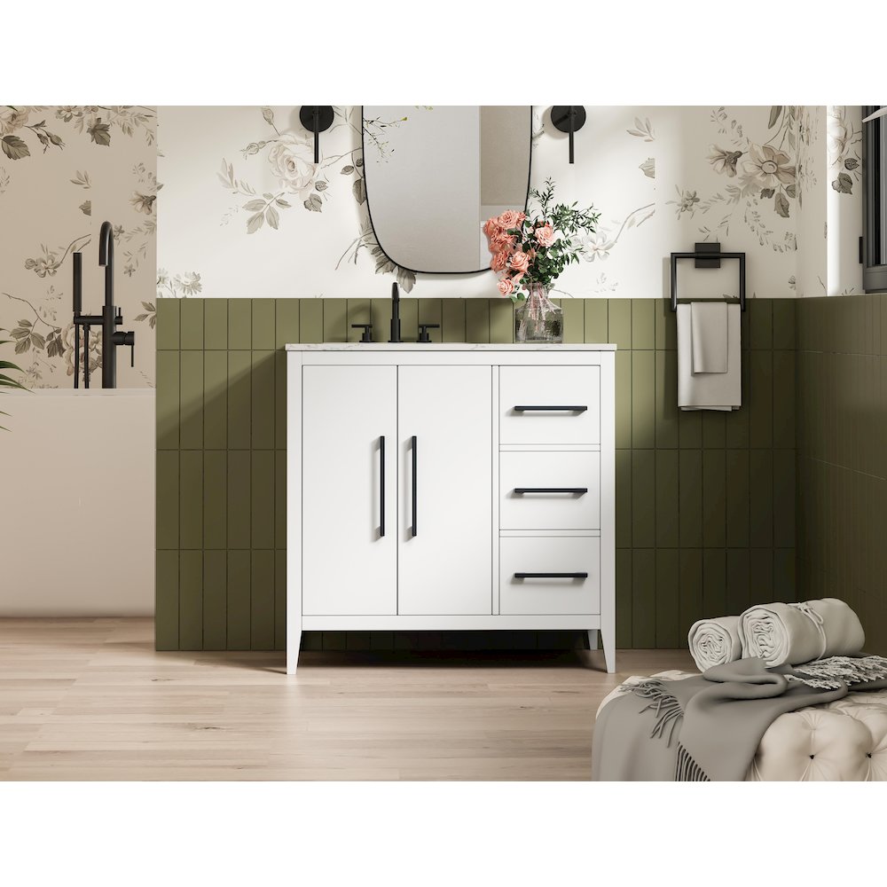 36 Inch Single Bathroom Vanity In White